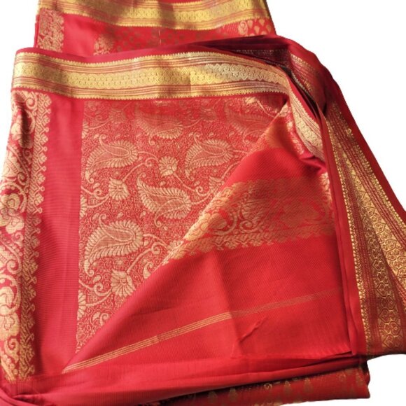 Red Saree with Gold Accents- Unstitched- NEW - Picture 11 of 15